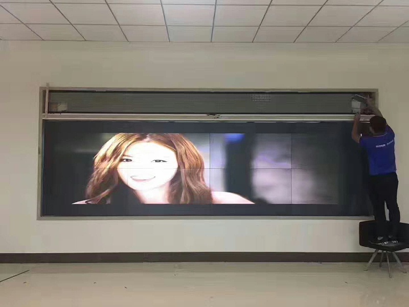 盤錦氣象局三星拼接屏55寸1.7mm拼縫2X4+led顯示條屏 盤錦氣象局三星拼接屏55寸1.7mm拼縫2X4+led顯示條屏